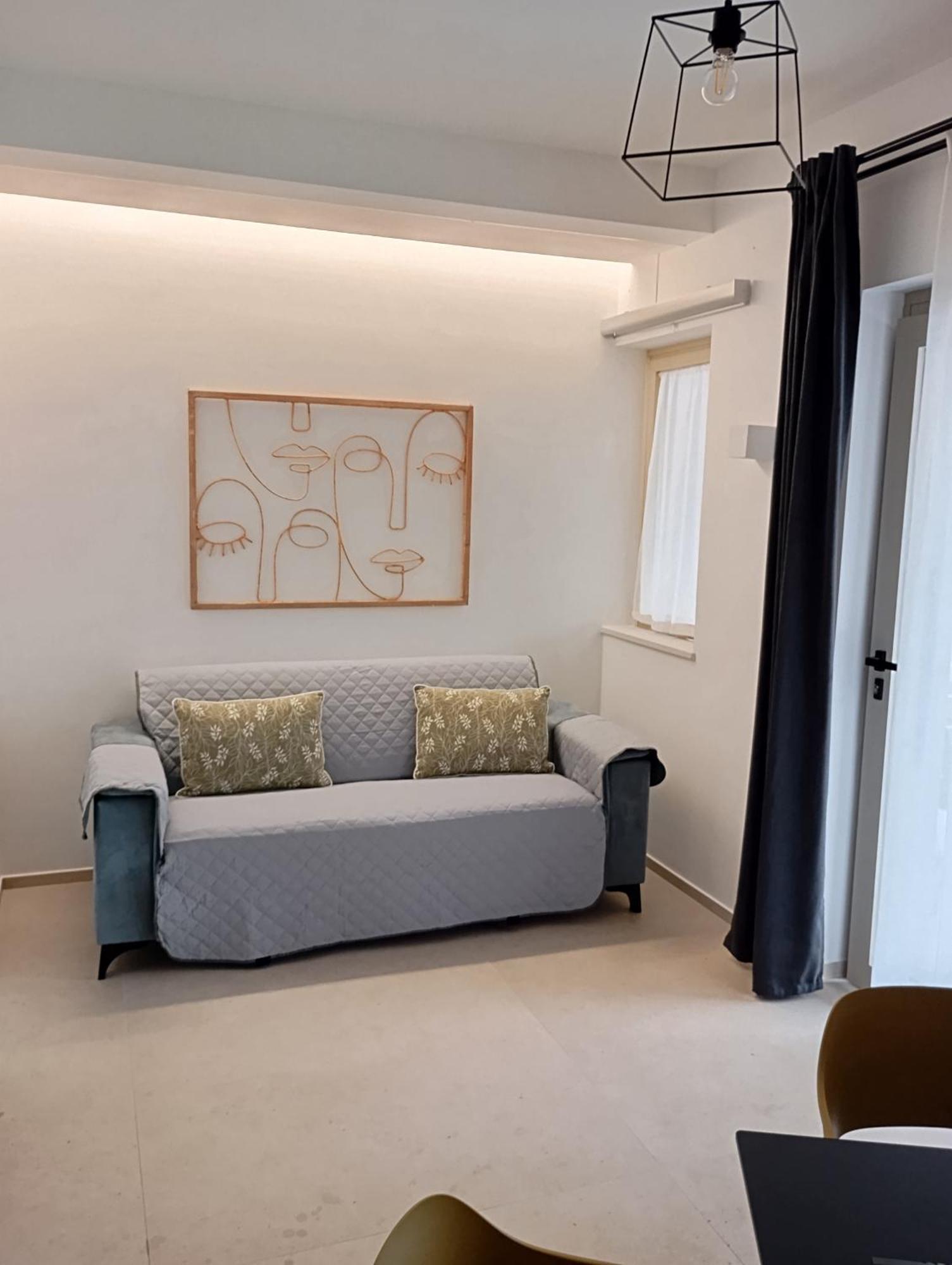 Aura Apartments Mattinata Extérieur photo