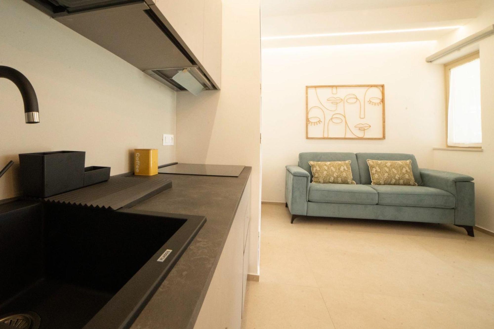 Aura Apartments Mattinata Extérieur photo